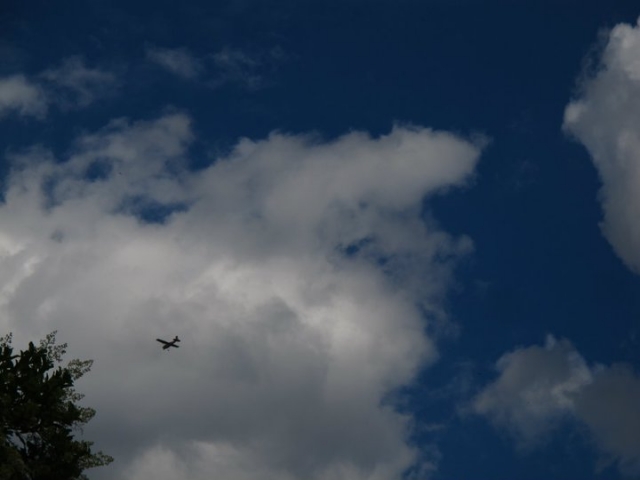 Cruza los cielos de Tequis